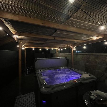 Maisonnette Avec Terrasse Avec Spa Privatif Lutterbach Extérieur photo